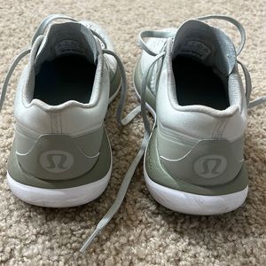 Lululemon chargefeel workout training running shoes size 5.5 green sage